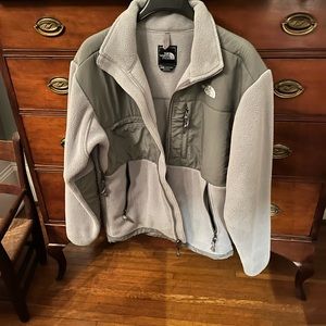 The North Face men’s jacket